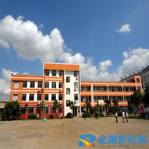 江阴商业中等专业学校