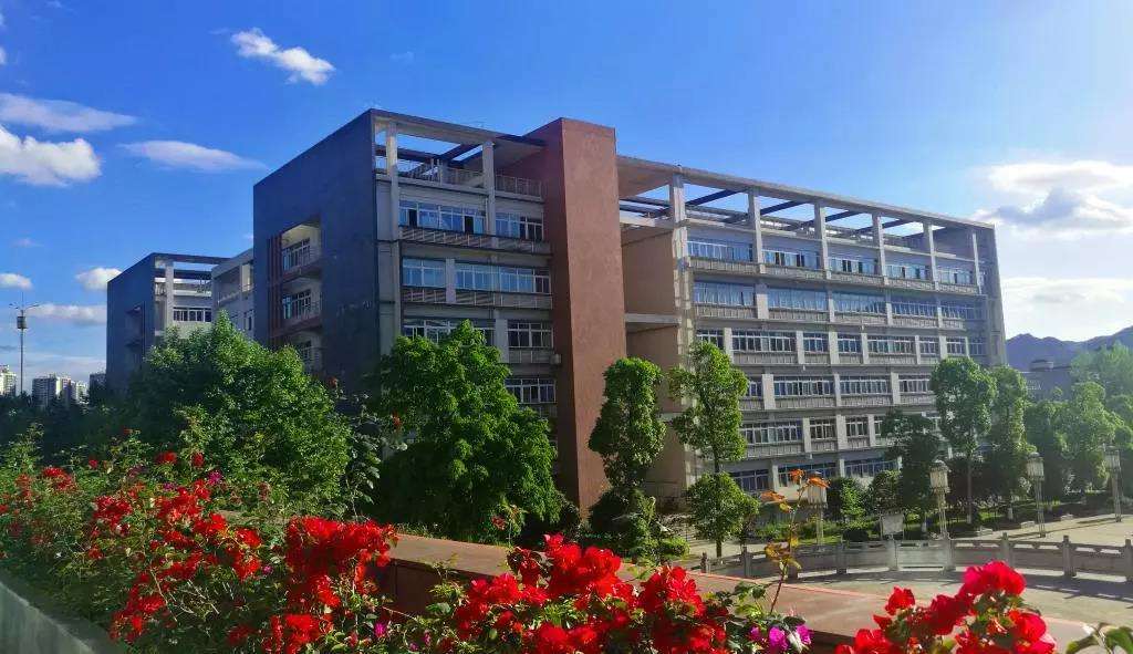 重庆医药科技学校
