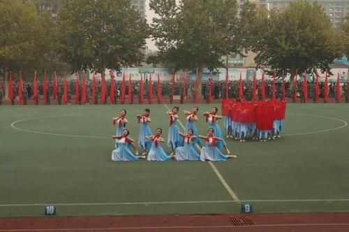 新郑市中等专业学校