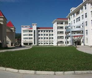 四川大学附设华西卫生学校