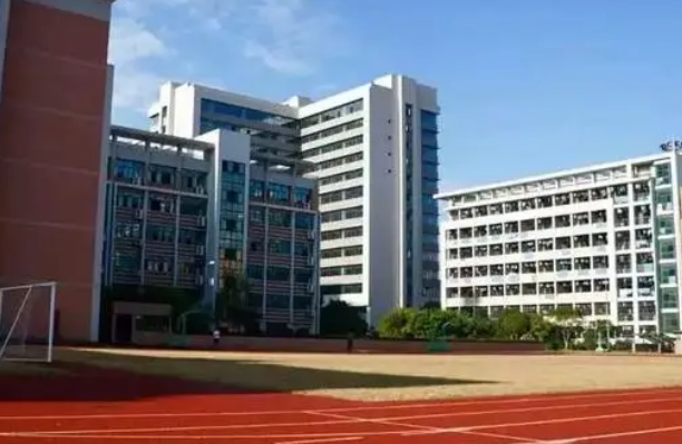 杭州汽车技工学校2023年报名条件