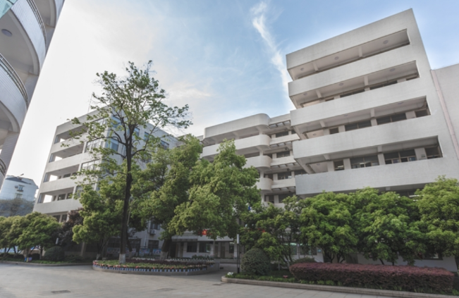 杭州人民职业学校2023年录取分数线
