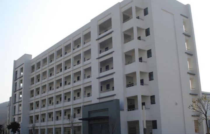 绍兴艺术学校2023年学费