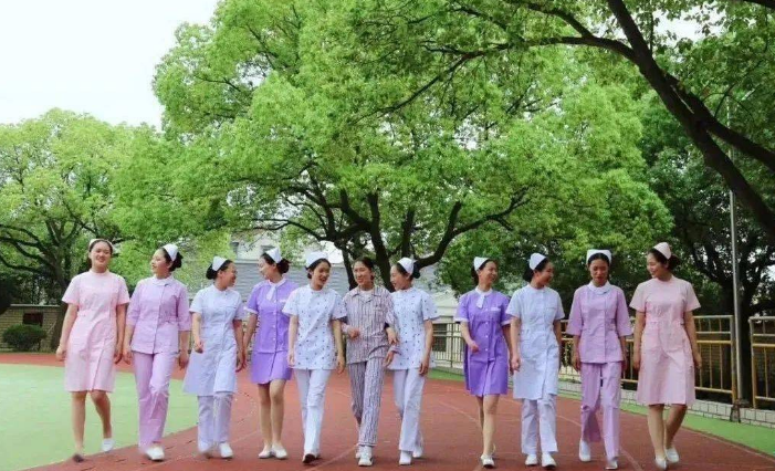 绍兴护士学校2023年学费