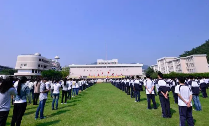 温州中等幼儿师范学校有那些专业