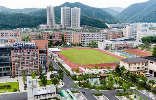 桐庐县职业技术学校宿舍条件