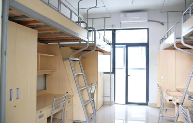 石家庄高级技工学校宿舍条件