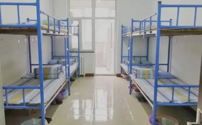 固安云鹏职业技术学校宿舍条件