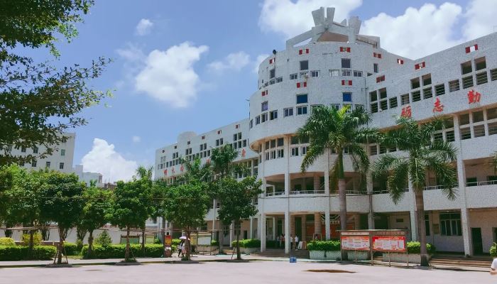邢台英才医学中等专业学校2024年招生简章(2025参考)