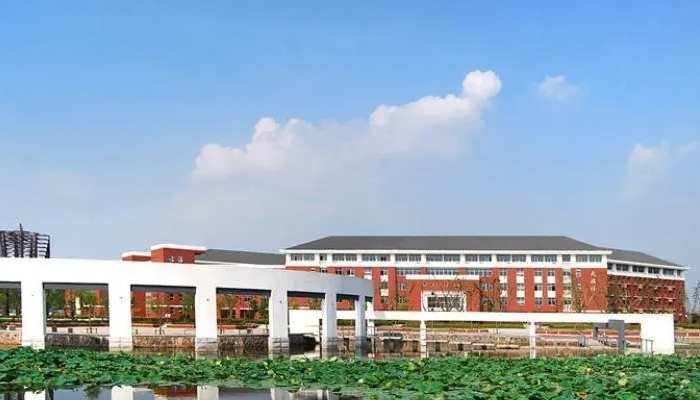 重庆第三卫生学校2024年录取分数线(2025参考)