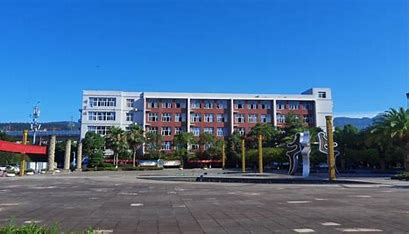 重庆经贸中等专业学校2024年招生计划(2025参考)