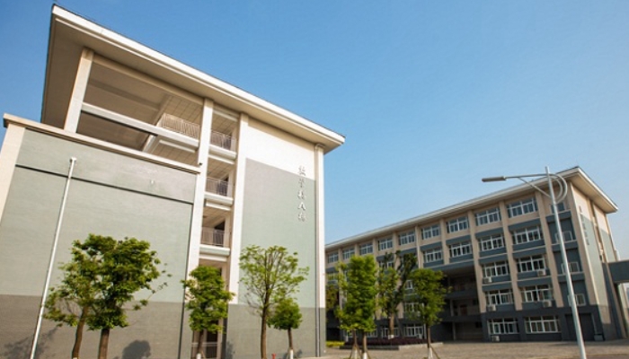 重庆城市建设高级技工学校2024年录取分数线(2025参考)
