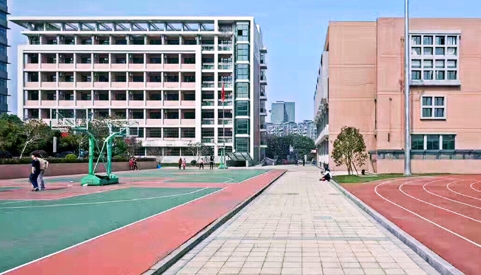 杭州汽车技工学校2024年录取分数线(2025参考)