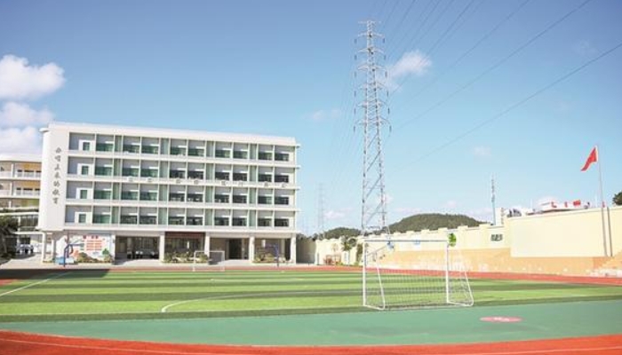 保定光明职业培训学校2024年学费(2025参考)