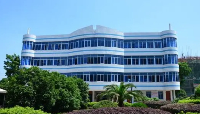 承德卫生学校2024年学费(2025参考)