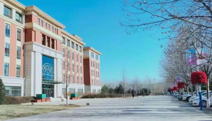 秦皇岛燕成中等专业学校2024年学费(2025参考)