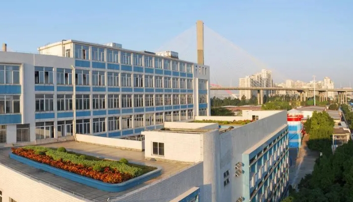 广州潜水学校开设哪些专业
