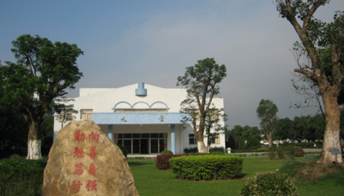 中山市南朗李东海理工学校开设哪些专业