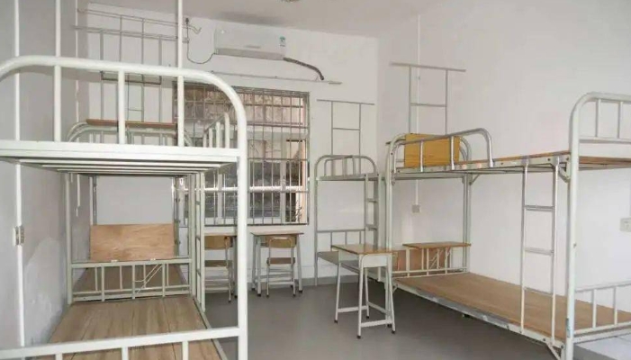 广东新闻出版成人中等专业学校宿舍条件