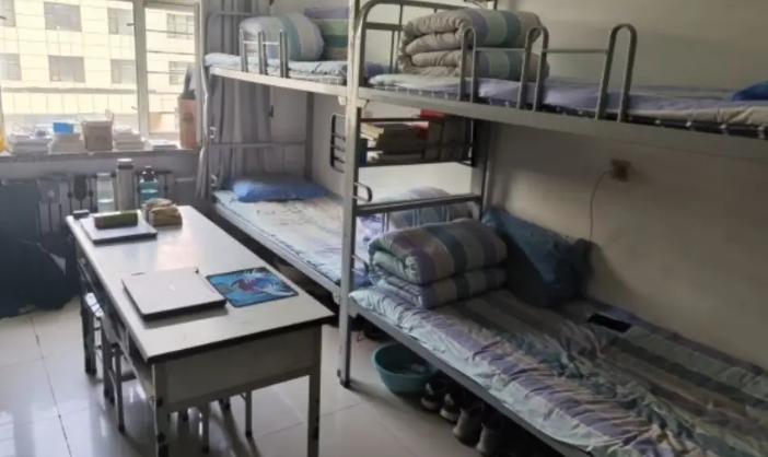 新会成人中等专业学校宿舍条件