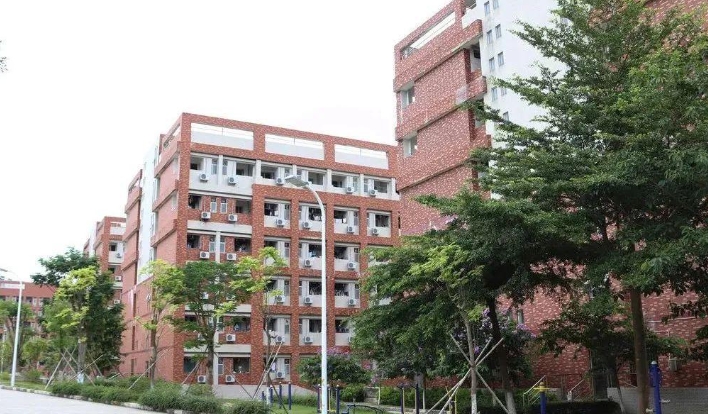 广东理工职业技术学校2025年招生简章