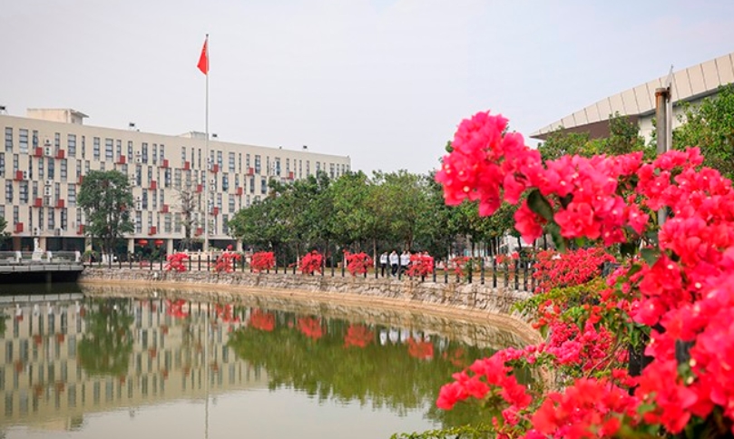 2025年广东江门幼儿师范高等专科学校收费情况
