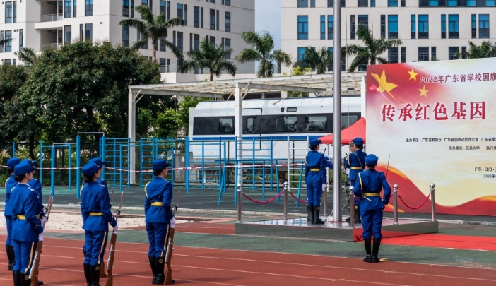 2025年梅州艺术学校收费情况