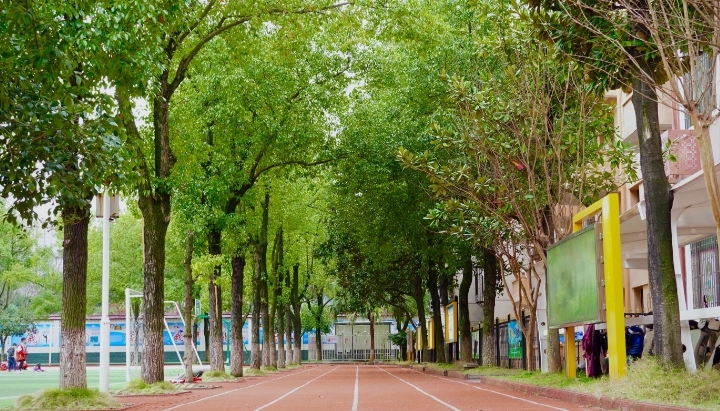 2025年开封新技术中等职业学校收费情况