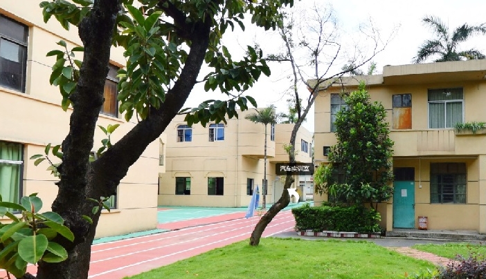 2025年深圳市中特技工学校录取分数线