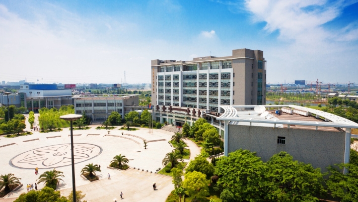 2025年浙江金融职业学院录取分数线