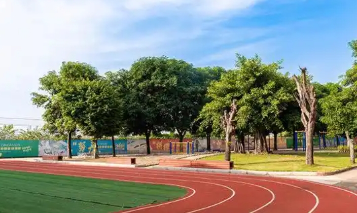 2025年潮州市东方科技学校录取分数线