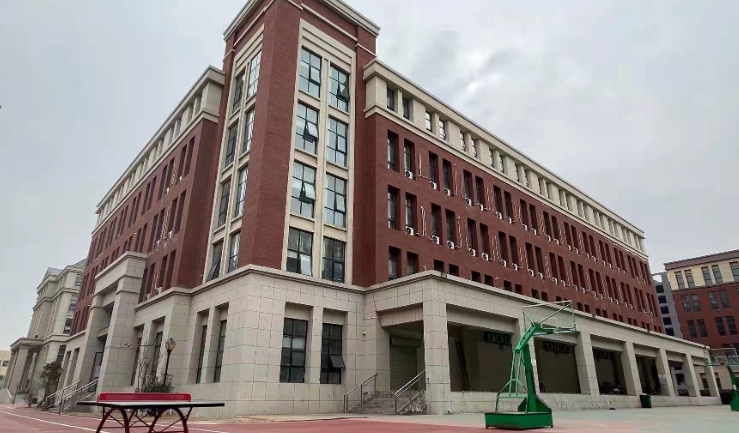 2025年郑州创新科技学校录取分数线