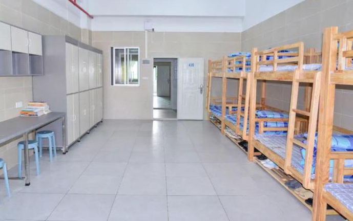 广东省高新技术高级学校宿舍条件