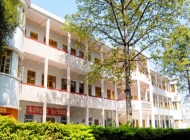 2025年梅州市五洲学校收费情况
