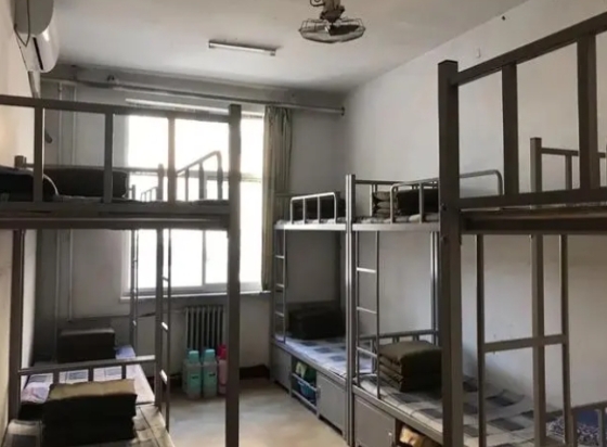 石家庄现代经贸中等专业学校宿舍条件