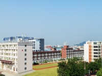 2025年广州南华工贸技师学院录取分数线