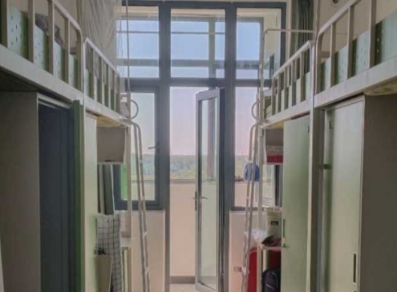 石家庄东华铁路学校宿舍条件