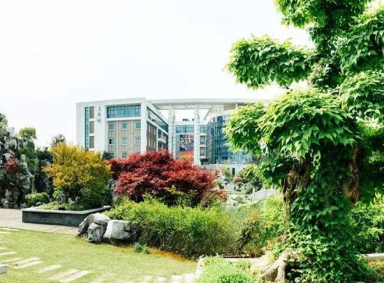 绍兴财经旅游学校宿舍条件